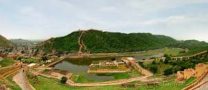 1BB2-0250; 9457 x 4116 pix; Azja, Indie, Jaipur, Bursztynowy Fort