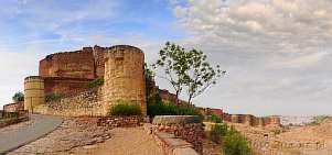 1BBE-0500; 9218 x 4337 pix; Azja, Indie, Jodhpur, Mehrangarh Fort