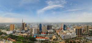 1CA5-0130; 7372 x 3500 pix; Afryka, Kenia, Nairobi, miasto
